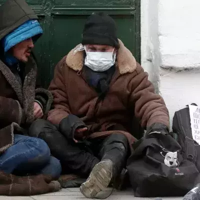 Obdachlose trifft Corona hart: Jetzt soll ihnen ein Zaun helfen