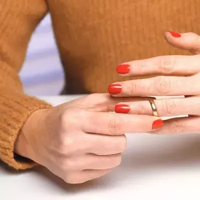 Russe (88) lässt sich von Ehefrau (28) scheiden: Der Grund sorgt für Empörung