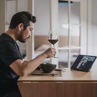 Wenn du diese Charaktereigenschaften hast, wirst du süchtig nach Dating-Apps