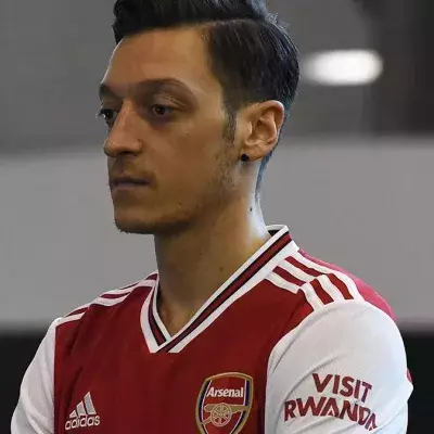 Mesut Özil