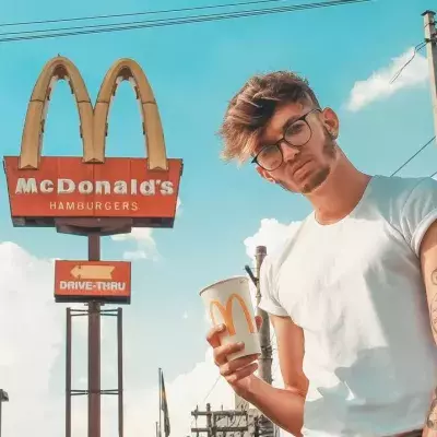 McDonald's-Mitarbeiterin enthüllt: Das kann deine Bestellung über dich verraten