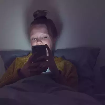 13 Stunden am Handy