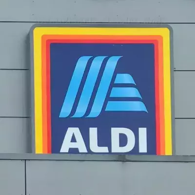 Aus Liebe zum Discounter: Paar heiratet in Aldi-Filiale (Fotos)