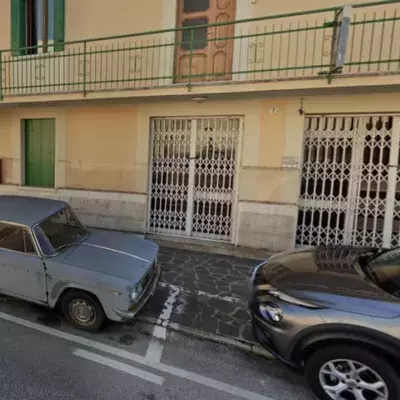 Auto parkt 47 Jahre lang auf dem gleichen Parkplatz
