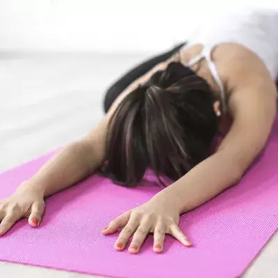Bei Yoga-Übung platzt ihr eine Arterie