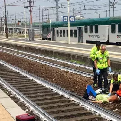 Frau von Zug angefahren: Grausames Selfie sorgt für Empörung im Netz