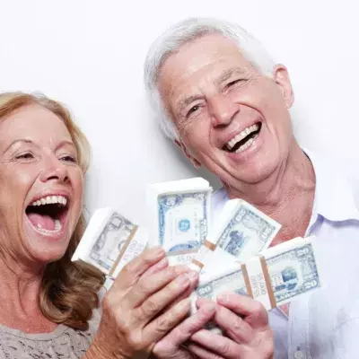 Ehepaar gewinnt ständig in Lotterie
