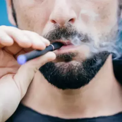 Jugendlicher benötigt wegen Vapings eine neue Lunge