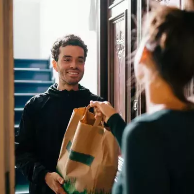 Mit drei cleveren Änderungen an seiner Ernährungsweise schafft er es abzunehmen