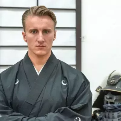 Münchner wird von japanischem Samurai adoptiert
