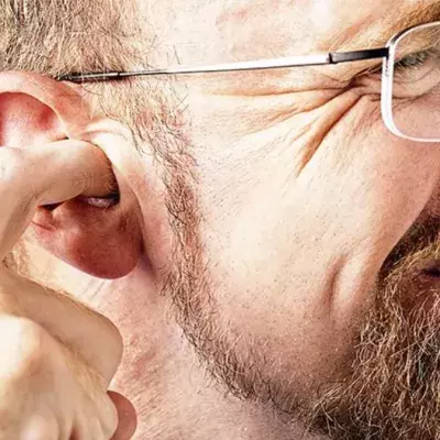 Starke Ohren- und Zahnschmerzen: Dann kann Familienvater plötzlich nichts mehr hören