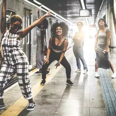 U-Bahn mit Partykeller