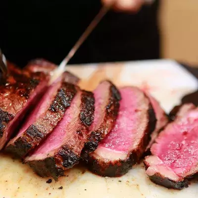 Blutig, medium oder durch? Eine Garstufe von Fleisch gefährdet die Gesundheit