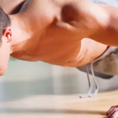 Burpee: Eine der besten Übungen für einen Körper aus Stahl!