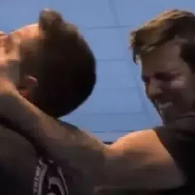 Krav Maga: So überwältigt ihr einen Angreifer in nur 3 Sekunden!