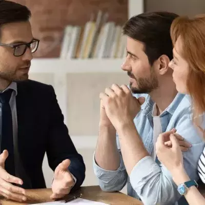 Immobilien verkaufen oder warten? Was lohnt sich gerade?