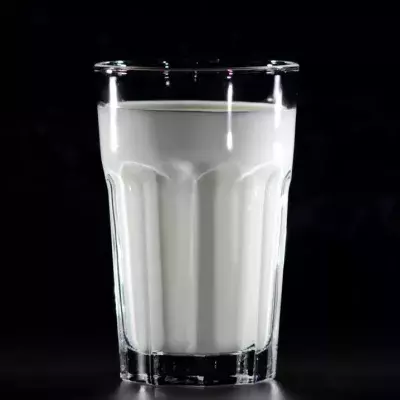 Experten raten: Hier solltest du deine Milch besser nicht aufbewahren
