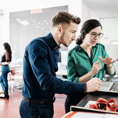 Im Stehen arbeiten - verbrennt man dabei viele Kalorien?