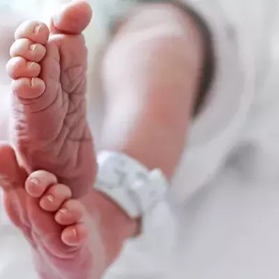 Instrumente in der Geburtshilfe sind auch für Babys gefährlich