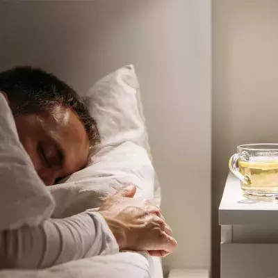 Sechs gesunde Gute-Nacht-Getränke, die euch beim Abnehmen helfen