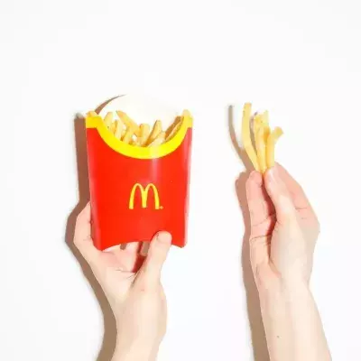So einfach kannst du bei McDonald's Geld sparen