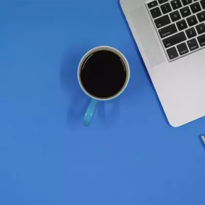 Studie: Was Forscher auf Kaffeetassen am Arbeitsplatz finden, ist wirklich ekelhaft