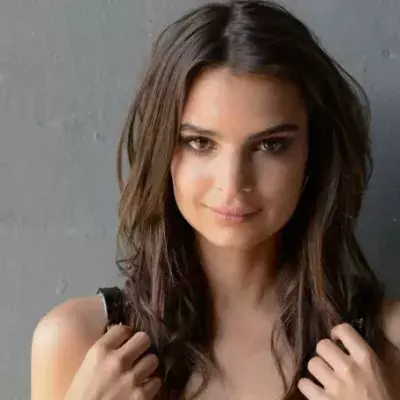 Emily Ratajkowski: Mit 13 Jahren zu hübsch? Erlebnis aus Schulzeit schockiert ihre Fans!