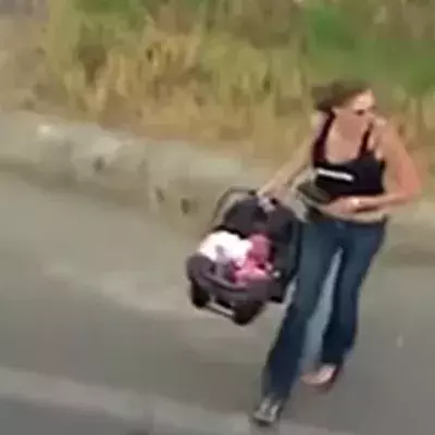 Frau flieht mit ihrem Baby vor der Polizei: Doch dann folgt ein Crash