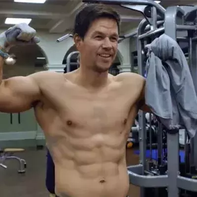 So hart trainiert Mark Wahlberg (46) für seinen perfekten Körper