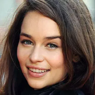 Emilia Clarke (Game of Thrones): Mit dieser erstaunlichen Regel sucht sie einen neuen Freund