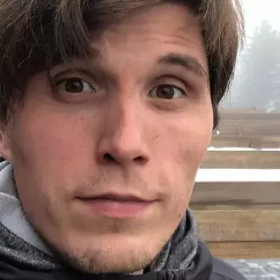 Der Youtuber sorgt kurz für Angst unter seinen Fans
