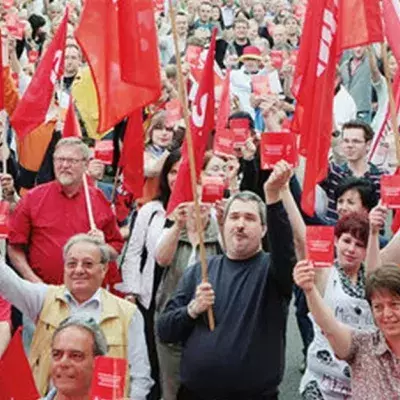 Große deutsche Gewerkschaft fordert kürzere Arbeitszeiten