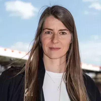 „Fußballgöttin“: Marie-Louise Eta schreibt Geschichte bei Union Berlin