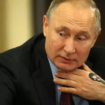 Die Lebensgefährtin von Wladimir Putin drängt ihn offenbar zum Rückzug
