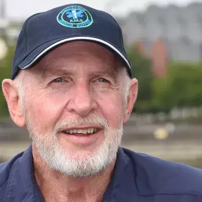 Dr. Bob muss um sein Haus in Australien bangen