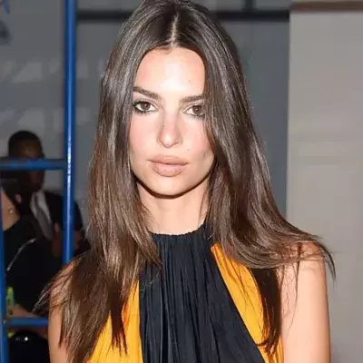 Emily Ratajkowski