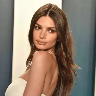 EmRata ohne Beauty-OPs