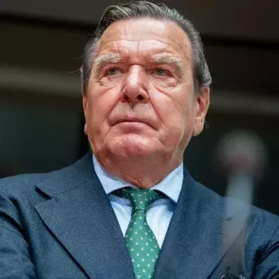 Gerhard Schröder muss Schmerzensgeld blechen
