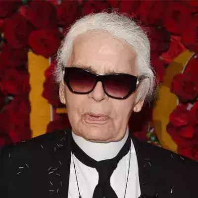 Karl Lagerfeld hat sich im Lauf der Zeit enorm verändert