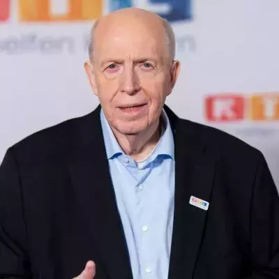 Reiner Calmund bricht im Sky-Interview in Tränen aus.