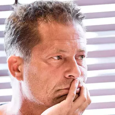Til Schweiger macht sich über seine Landsleute lustig
