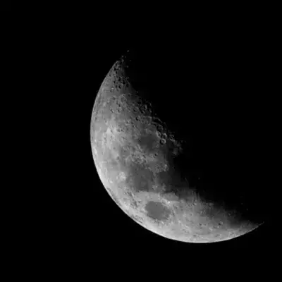Bilder vom Mond
