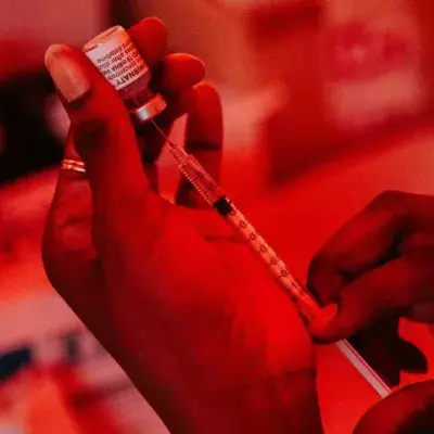 Biontech-Impfung soll nur Teilschutz gegen Omikron bieten