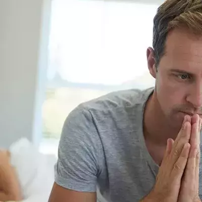 Frauen können laut Forschern an einem Detail im Gesicht erkennen, ob der Mann untreu ist