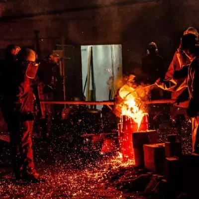 Flüssiges Metall ist faszinierend, aber gefährlich