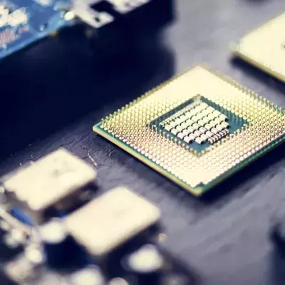 Im Corona-Impfsoff befinden sich keine versteckten 5G-Chips.