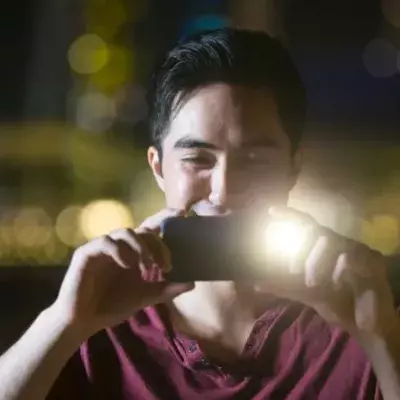 Rote Augen auf Fotos