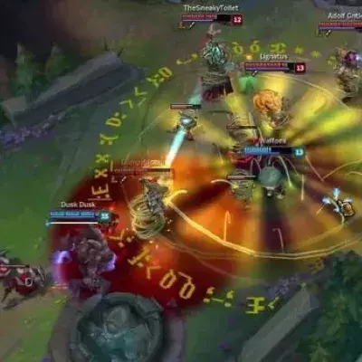 League of Legends: Ein Team rotiert perfekt mit der Ulti