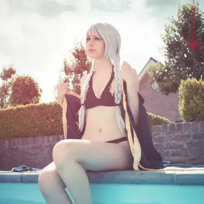 League of Legends: Die 10 heißesten Cosplays für eine Pool Party