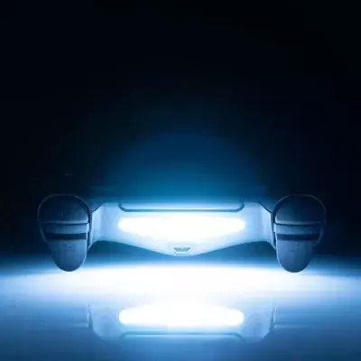 Die Vorderseite einer Playstation-Konsole